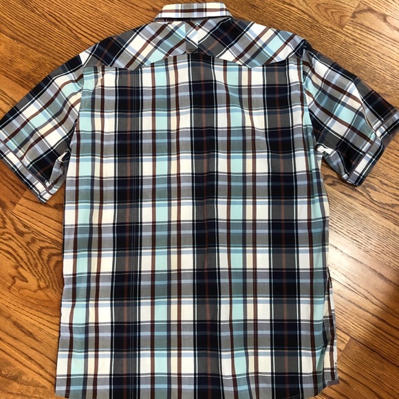 EUC 7 Diamonds Button Up - Picture 3 of 4